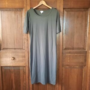 Lularoe Julia dark gray body con short sleeve midi dress